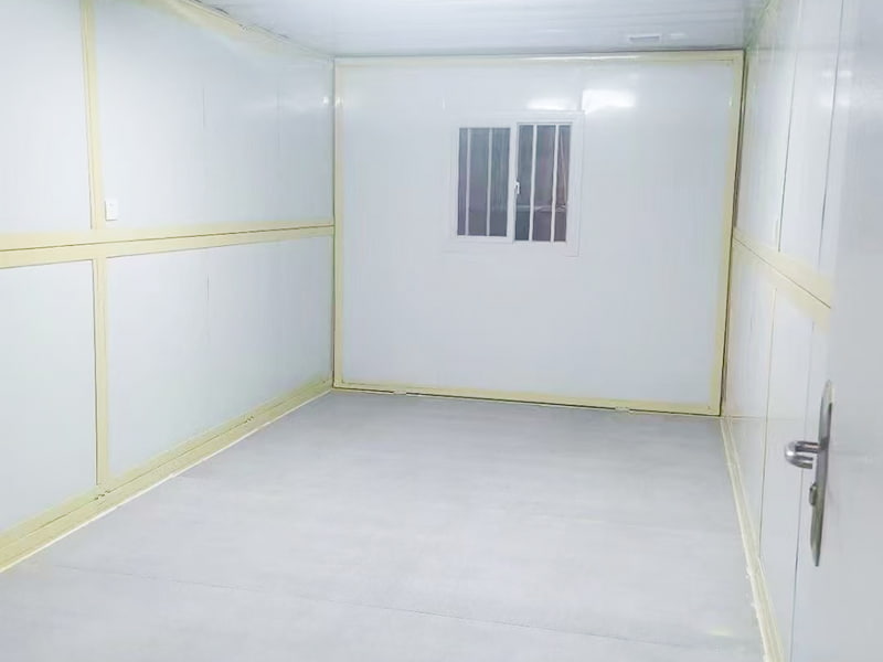 Phòng chứa sóng gấp lớn